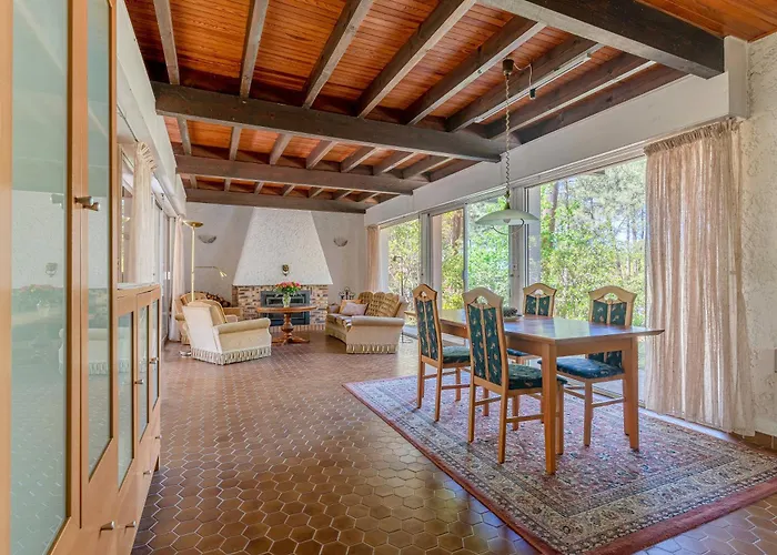 Sous Les Pins Pres Du Σπίτι διακοπών